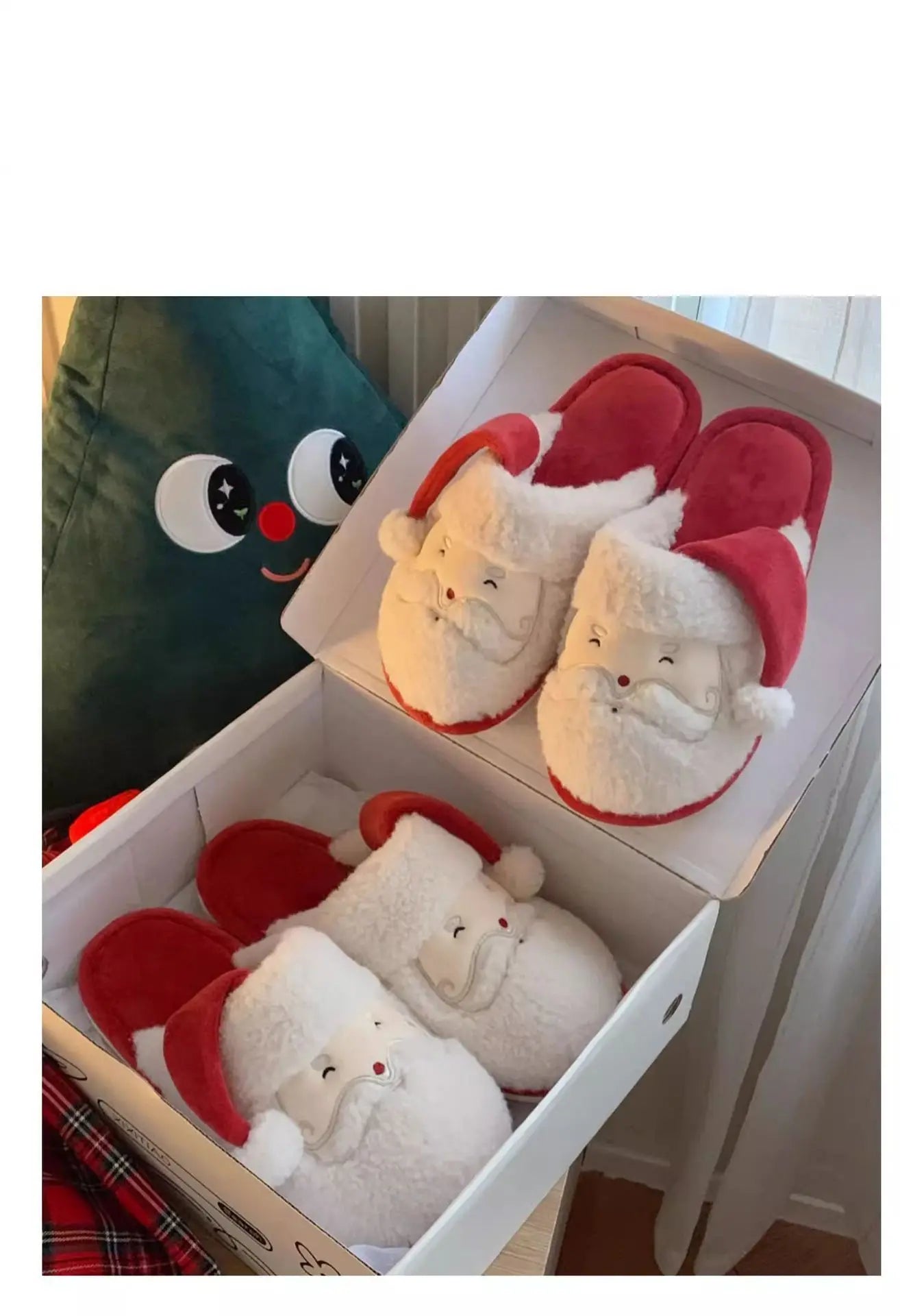 π Couple Christmas Plush Slippers β Quirkytoes Edition π