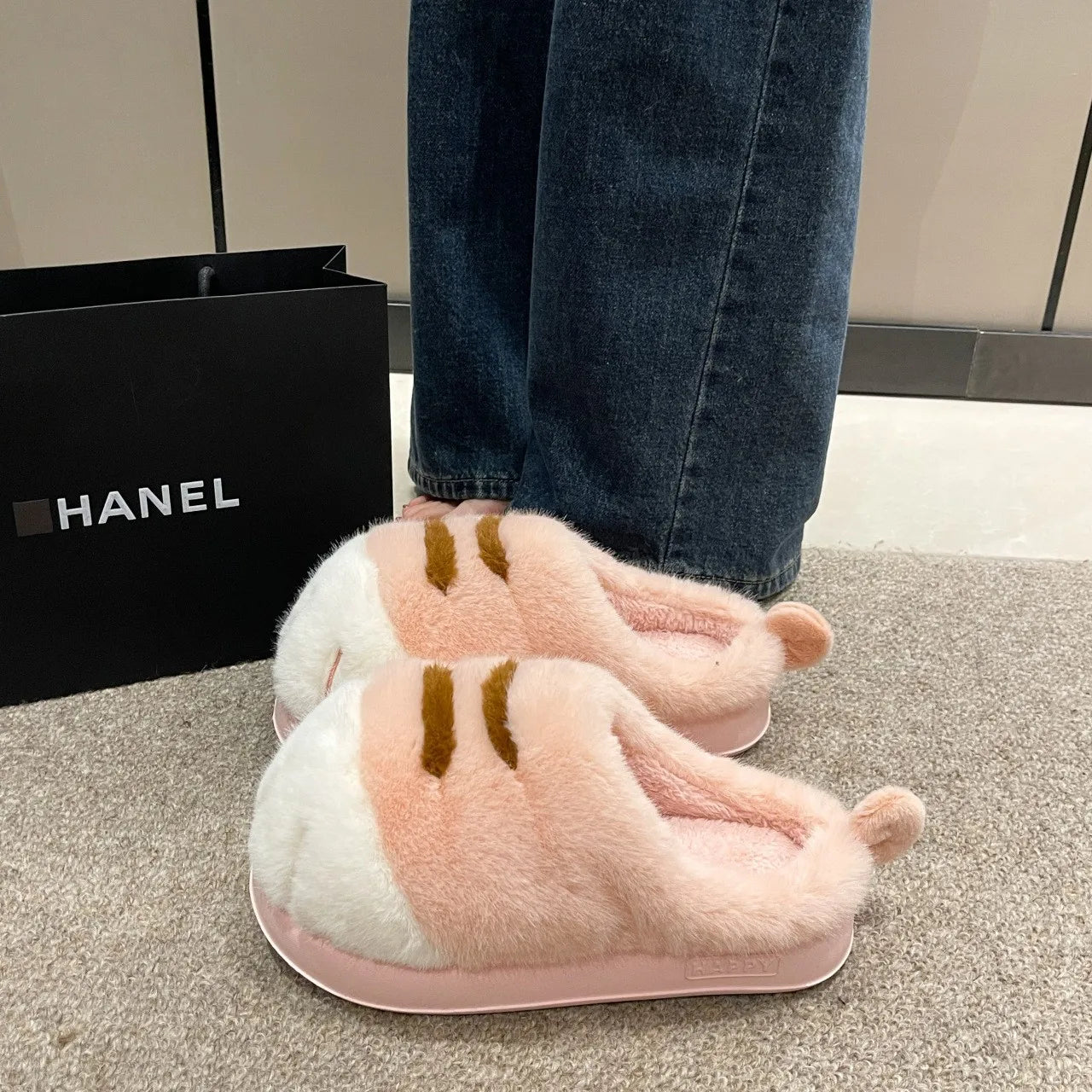 🐯 PurrClaws Plush Slippers – Quirkytoes 🐾