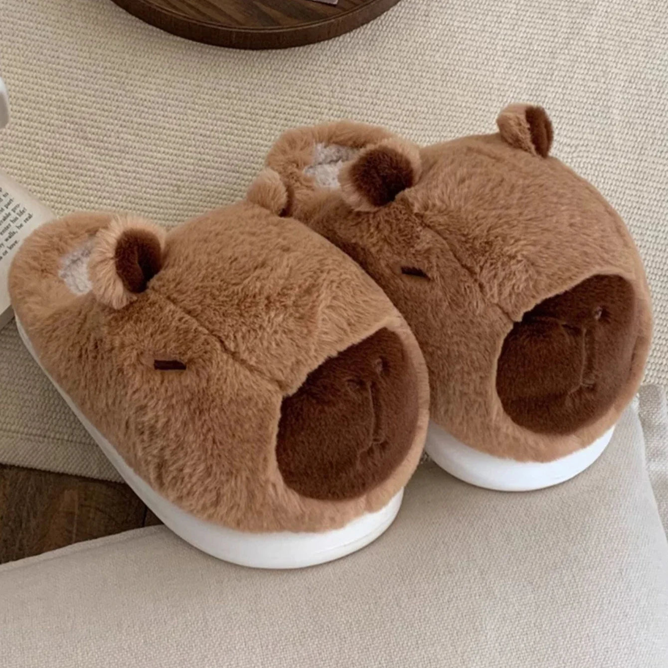 🦫 CozyBara Plush Slippers – Quirkytoes 💛